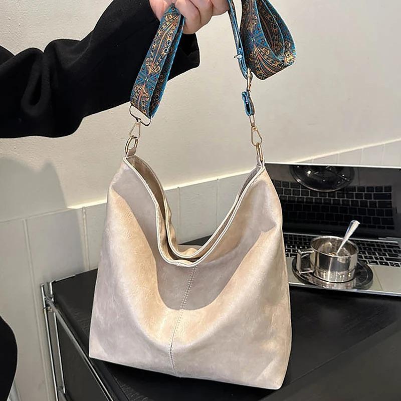 Vintage Solid Color Women Fashion Shoulder Sling Bag High-Capacity Simple Wide Strap Bucket Crossbody Bag