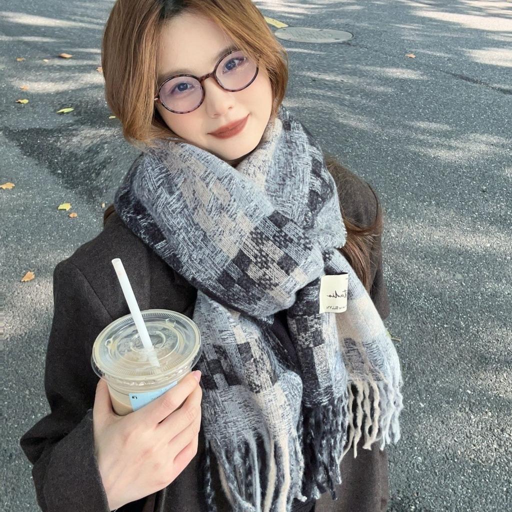 High-End Temperament Atmospheric Blue Plaid Scarf Women's Winter Versatile Thickened Couple Warm Student Neck Warmer