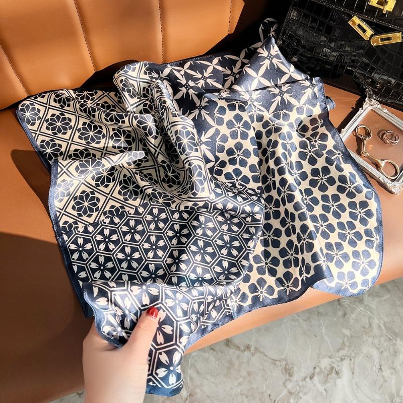 

Spring new high-end 100 mulberry silk scarf women s versatile plain crepe satin silk square scarf elegant silk gift 68cm