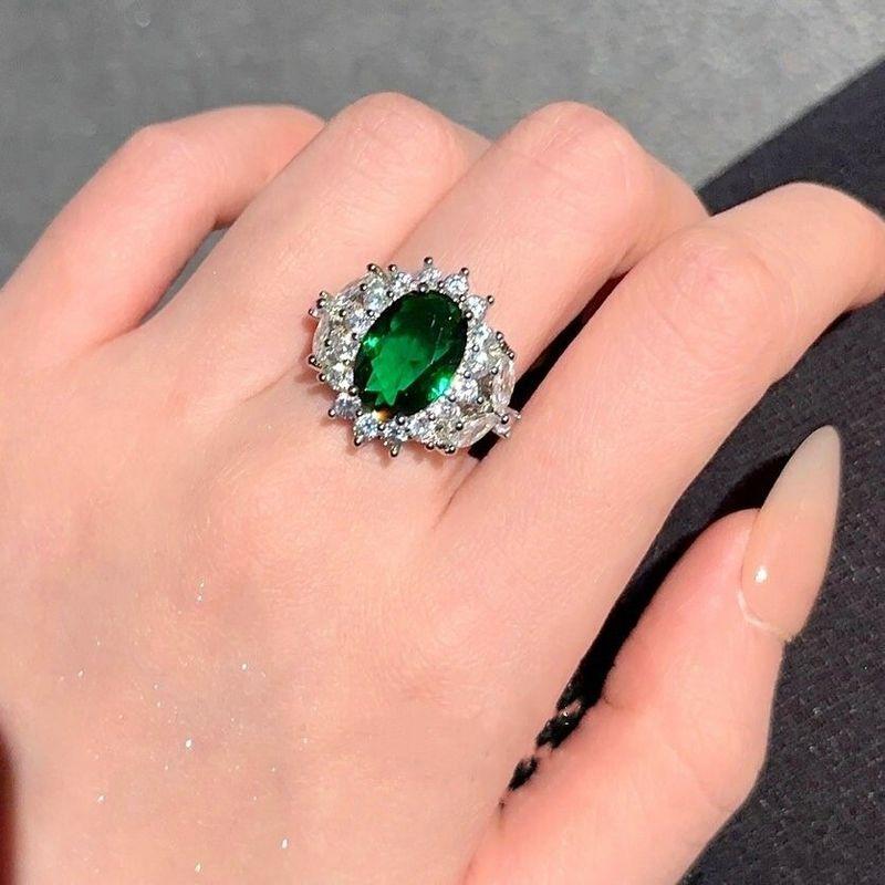 European and American High-End Luxury Simulated Emerald Tourmaline Necklace, Earrings, Ring, Female Bride Banquet Dress Elegant Set Ring (Opening Adjustable)