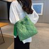 Rhombus large-capacity tote bag 2025 spring and summer new fashion women's bag with simple personality Korean version women's shoulder bag