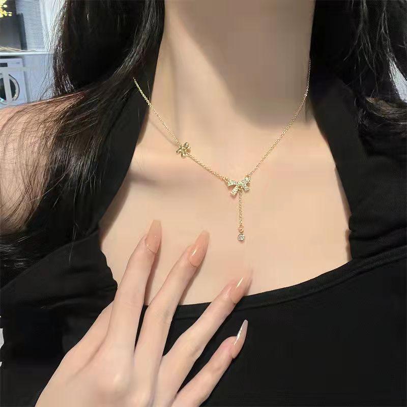 Fashion light luxury pearl necklace titanium steel does not fade women's versatile high-end sense collarbone chain exquisite accessories