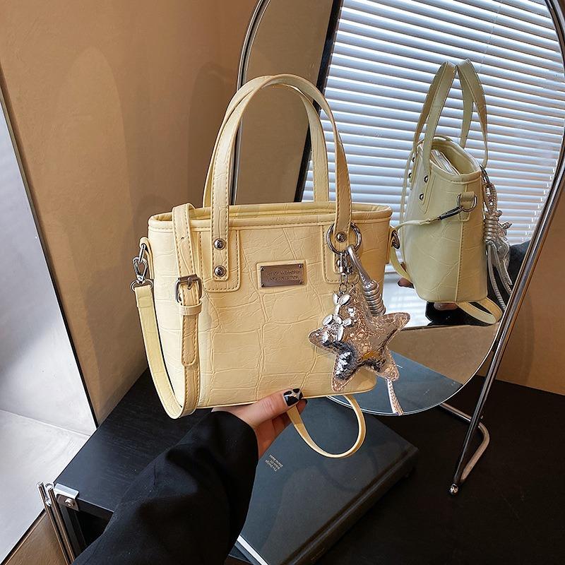 Popular portable bucket bag women's summer new niche shoulder bag to work commuter messenger bag