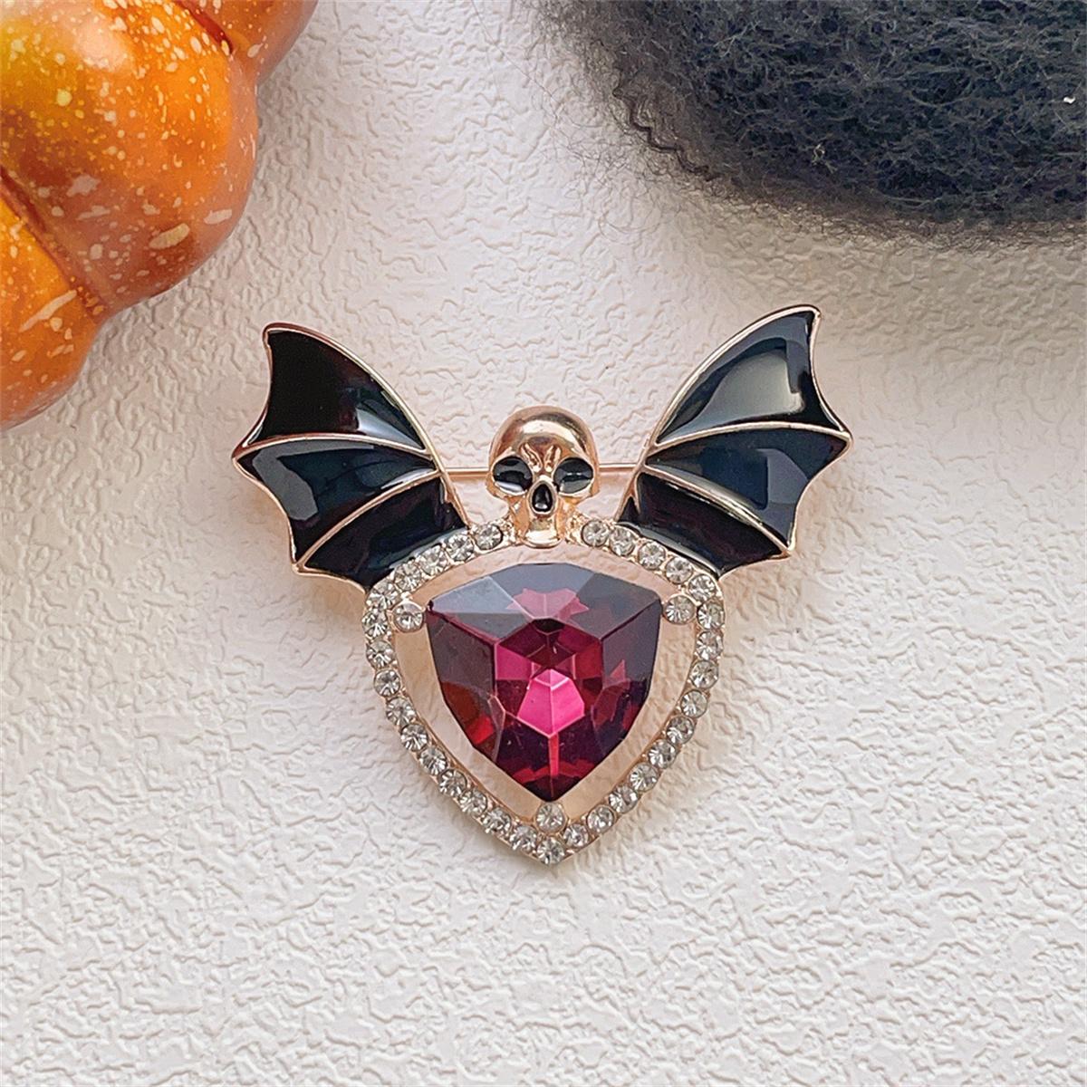 1Pc Retro Punk Bat Skull Brooch Charm Trendy Love Pin Cool Dark Jewelry Accessories Party Birthday Halloween Gift Souvenir 2026