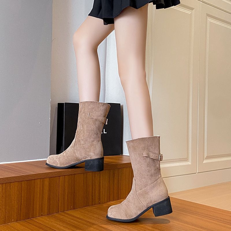 Versatile Bare Boots Wasteland Wind Single Boots 2025 Autumn and Winter New Korean Version Retro Suede Round Head Thick Heel Small Short Boots Women