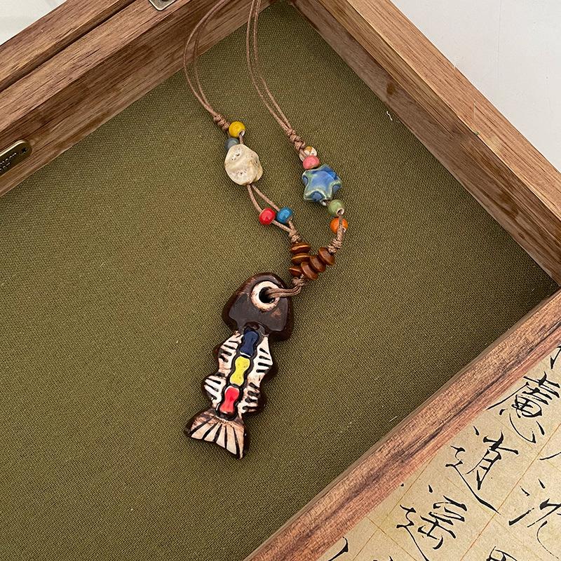 Painted ceramic fish necklace, Bohemian style woven rope necklace, women's vintage high-end beaded clavicle chain