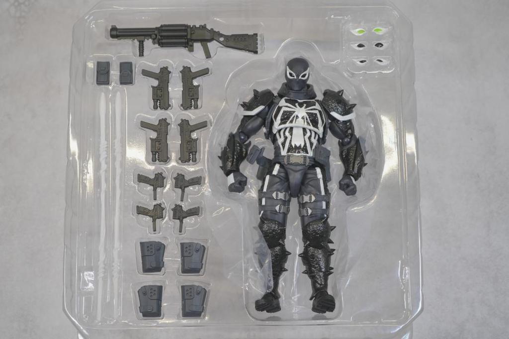[USED] Amazing Yamaguchi Agent Venom Revoltech