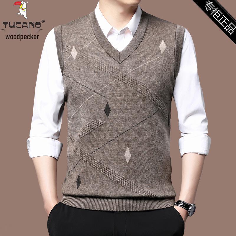 

Woodpecker Men s Wool V-neck Winter Vest - Thickened, Loose Fit Knit Waistcoat 4XL for 185-200 lbs