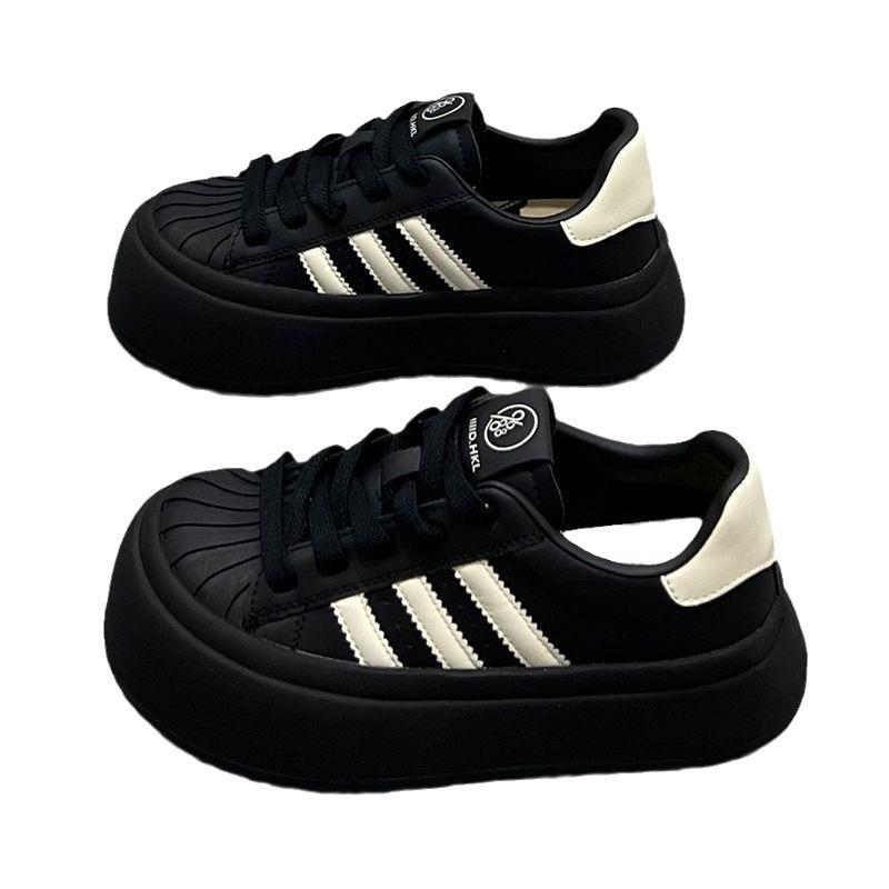 Shell head black board shoes women's summer new round head platform casual panda shoes big head doll shoes