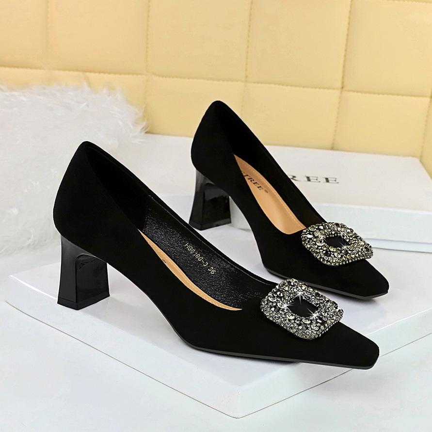 6186-K83 European and American banquet women's shoes versatile high heels thick heel high heel suede square head metal rhinestone buckle single shoes