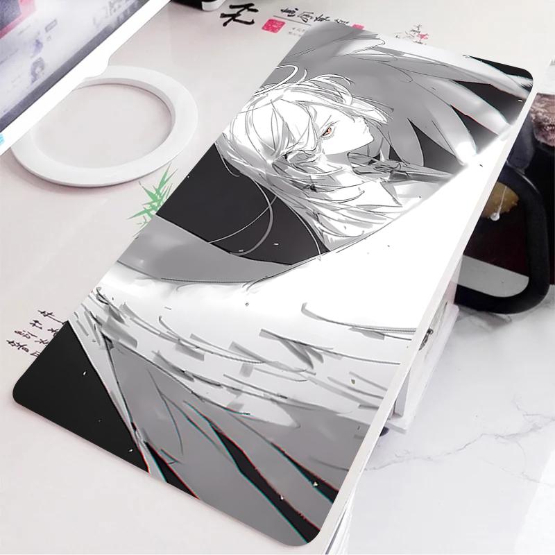 Black and White Anime Girl Table Mat Large Mouse Pad Office Keyboard Edge Locking Desk Mat Gaming Accessories Nonslip Mousepad