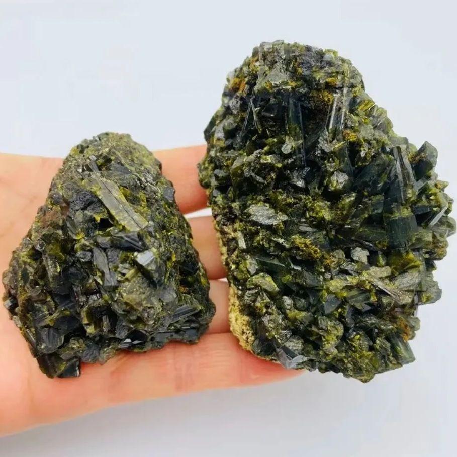 1Pc Wholesale Natural High Qualit Green Tourmaline Raw Stone Mineral Specimen Gemstones Clusters Healing Rock Stones Room Decor