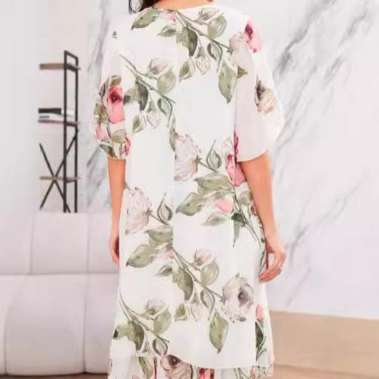 Loose Fit Chiffon Dress with Trendy Floral Print and Round Neck