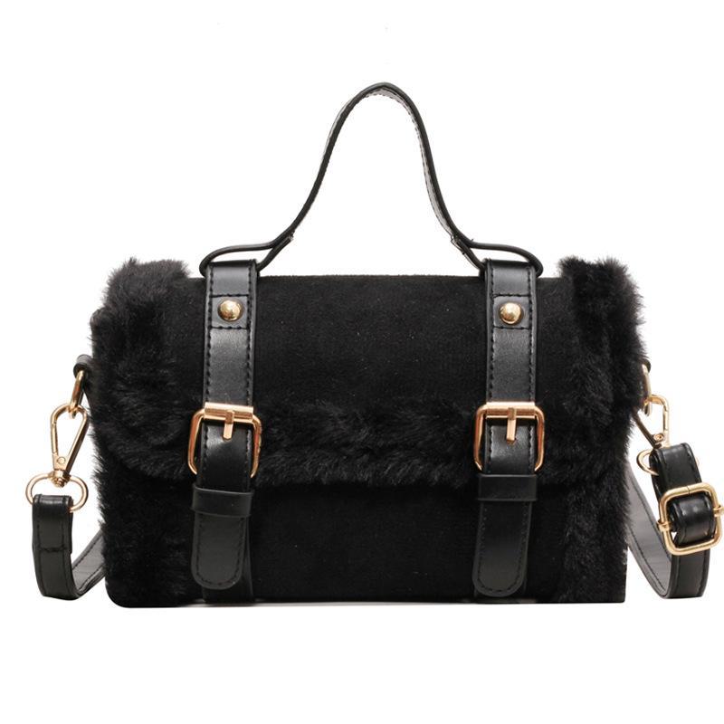

Осень/Зима 2025 Женская плюшевая сумка-мессенджер через плечо - Модный ручной стиль чёрный