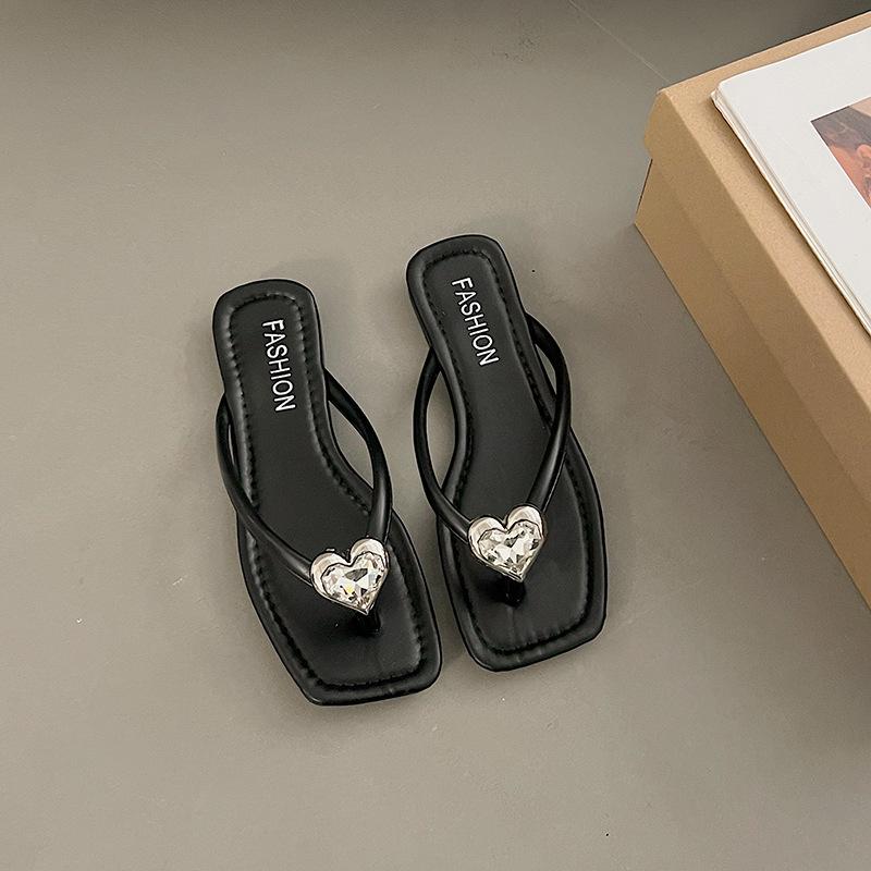 Flat-bottomed silver flip-flops women's shoes outer wear wholesale new summer soft-soled beach sandals