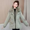Autumn and winter new pie overcomes women's short style, large fur collar, waist closure tooling pocket, and a thickened coat.