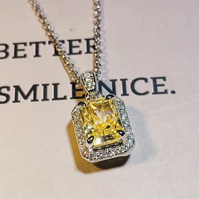 Huitan Noble Yellow Cubic Zirconia Necklace for Women Wedding Engagement Temperament Elegant Lady Necklace Fancy Gift Jewelry