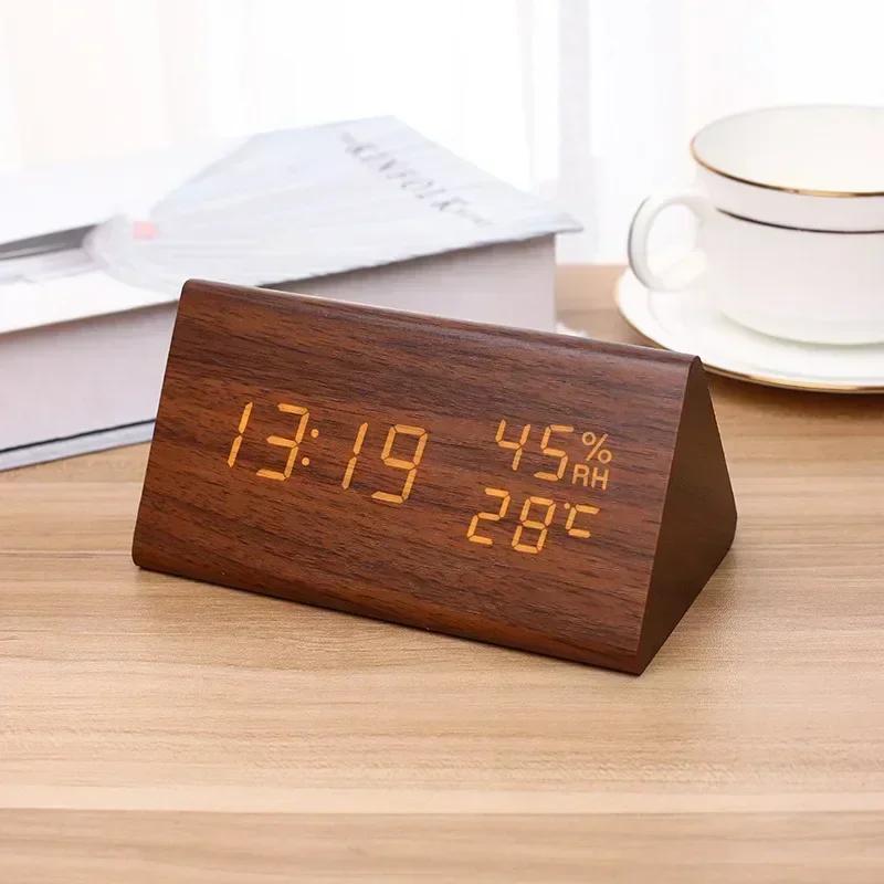

2025 New LED Student Alarm Clock Simple Wall Clock Temperature Display Sound Control Table Clock Desktop Home Decor Garden коричневий