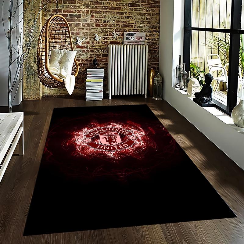 Manchester United carpet Designed floor mat, suitable as a non-slip mat for the living room or bedroom sofa