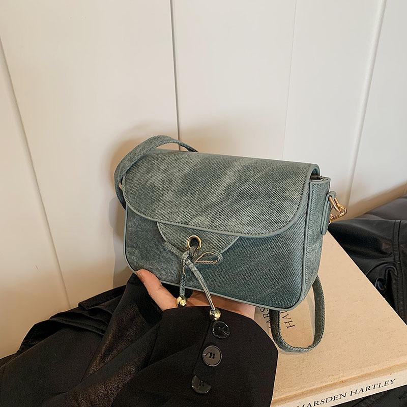 

Новая джинсовая сумка-бабочка через плечо для женщин с нишей, модная женская сумка, уменьшающая возраст, маленькая квадратная сумка на одно плечо, трендовая