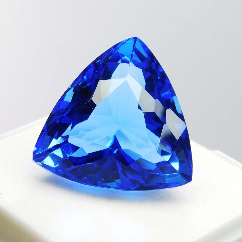 Natural Blue Tanzanite Loose Gemstone Trillion Shape 9.30 Ct for Jewelry Making and Gem Collections
