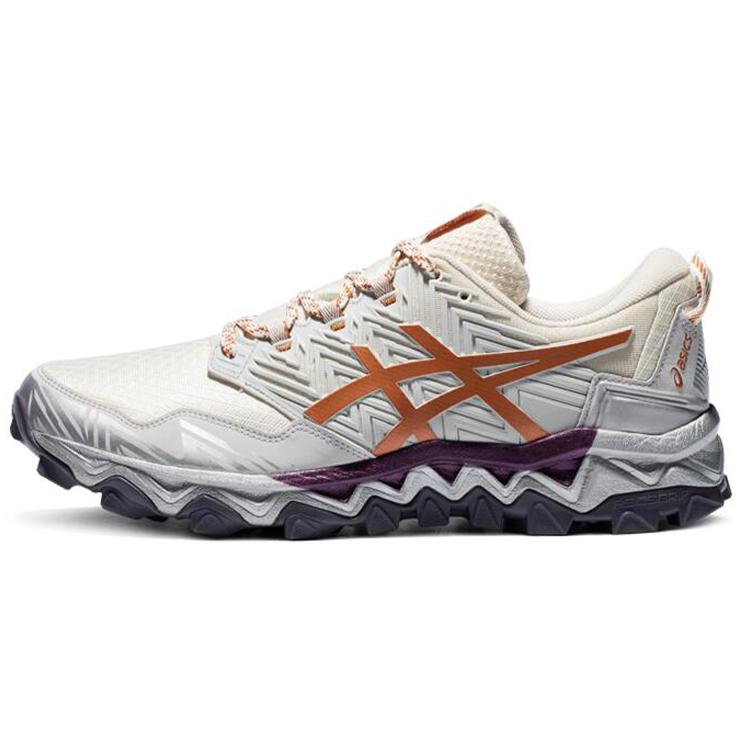 

Asics Gel FujiTrabuco 8 Белый Золотистый 39.5