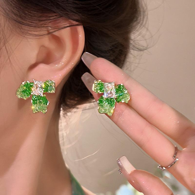 Green Crystal Flower Stud Earrings Women's Design Sense Niche Light Luxury High Sense Temperament Atmospheric Earrings Summer Ear Jewelry