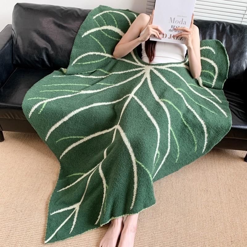 Half Velvet Leaf Pattern Knit Throw Blanket Sofa TV Blanket Bed Cover Summer Camping Throw Blankets Office Nap Cover