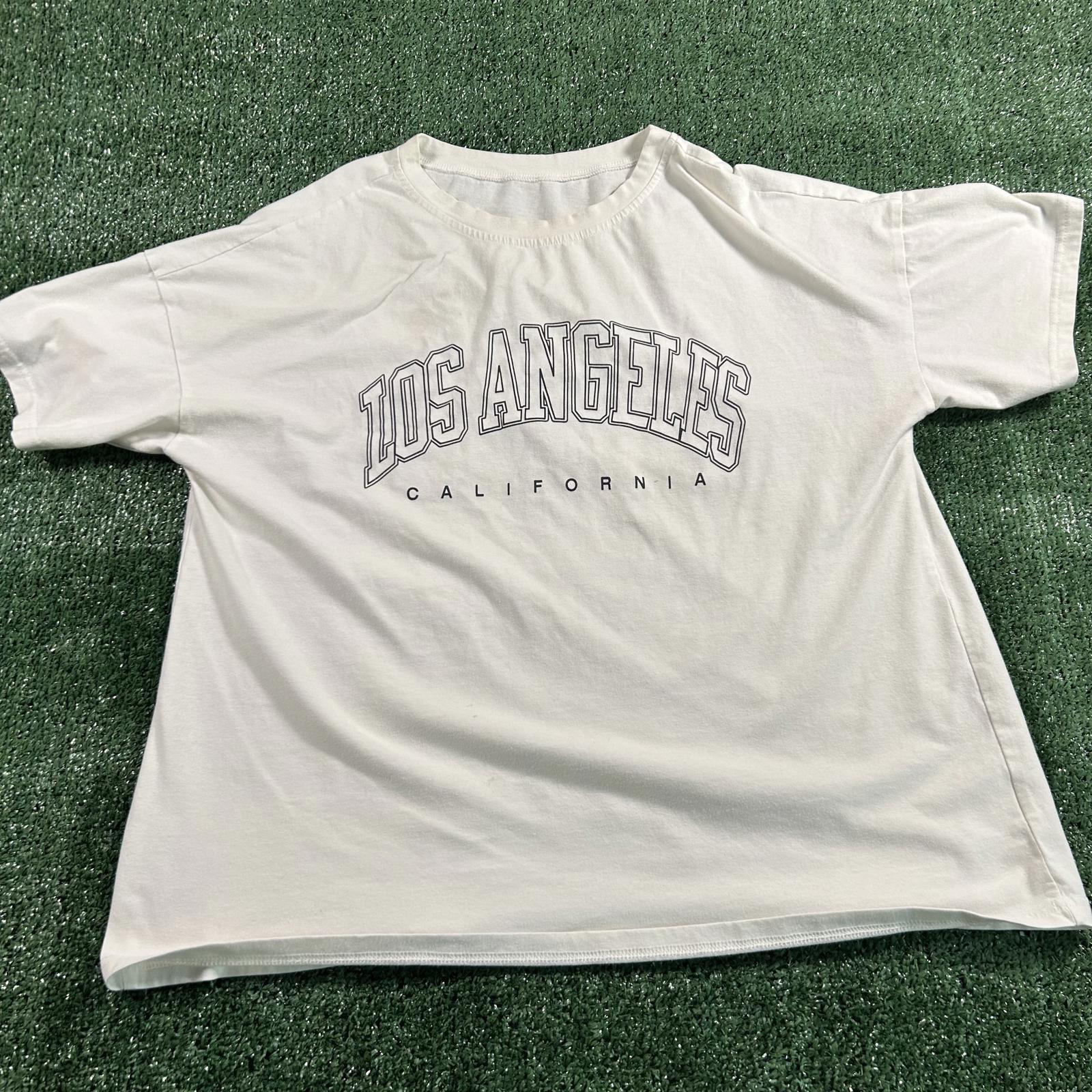 Los Angeles California Graphic T-Shirt. L L