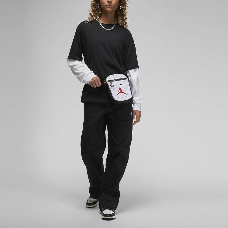 Nike Dri-FIT Solid Logo Loose Fit Sports Short Sleeve Drop Shoulder T-Shirt Women Tops Black FN4500-010