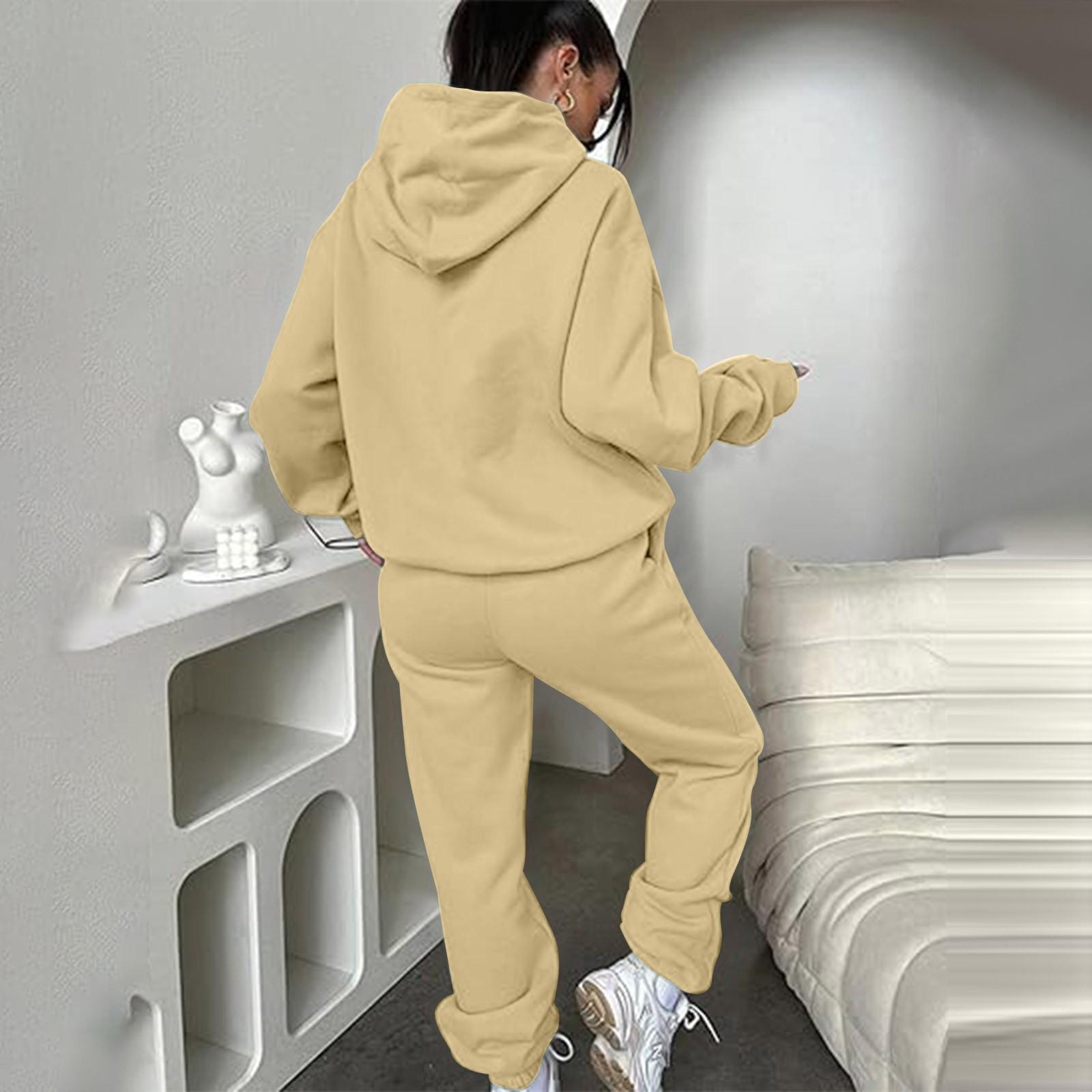 Женский однотонный спортивный комплект с капюшоном и длинными рукавами — фото 7