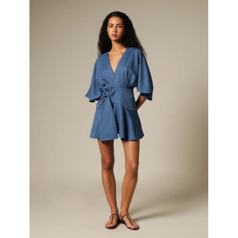 European summer new high-end design sense solid color overlapping V-neck bat sleeve short dress