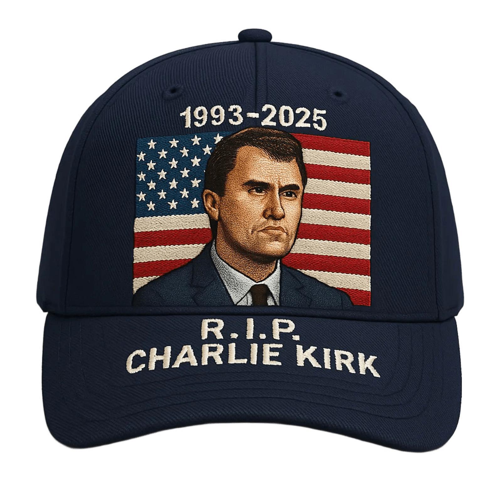 

Модная вязаная бейсболка с принтом One Size тёмно-синий