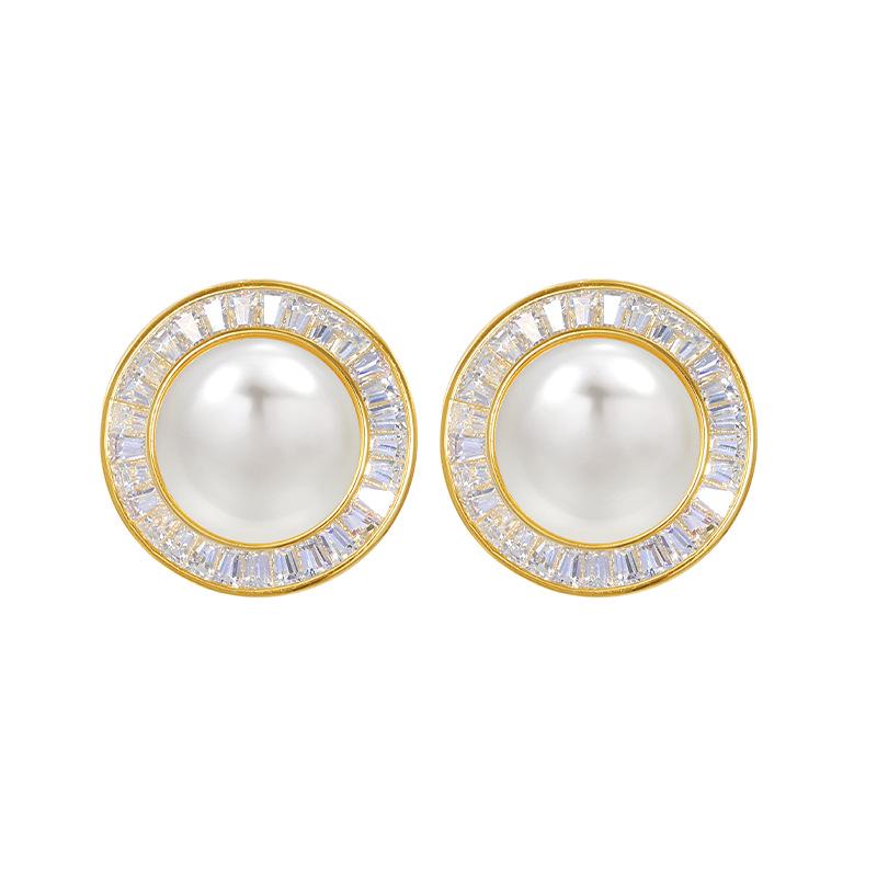 

Irregular Round Faux Pearl Stud Earrings: Elegant Japanese & Korean Trendy Fashion for Women Copper Alloy