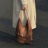 Tote Bag Vintage Tassel Shoulder Bag Women Commuter Large Capacity Bag