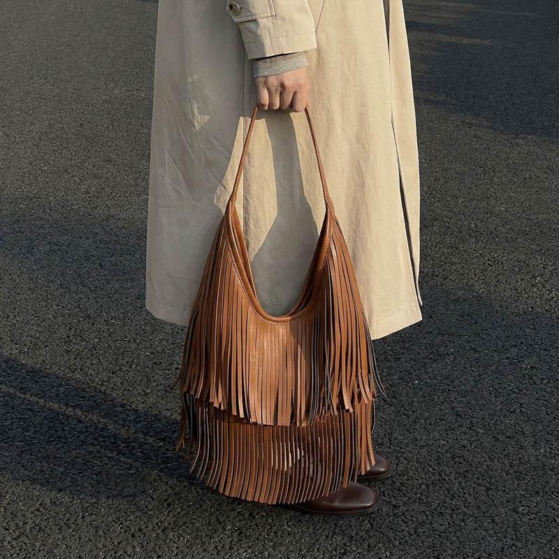 Tote Bag Vintage Tassel Shoulder Bag Women Commuter Large Capacity Bag