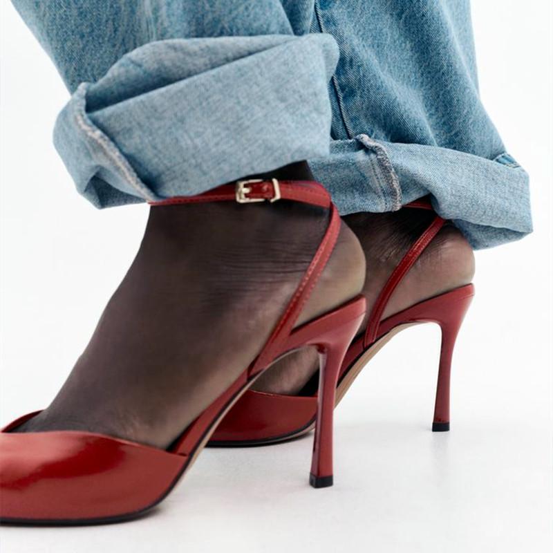 Mote Rød Mykt Skinn PU Ankelstropp Hælsandaler Kvinner Sexy Peep Toe Høye Hæler Elegante Bryllupssko Sandalias De Mujer