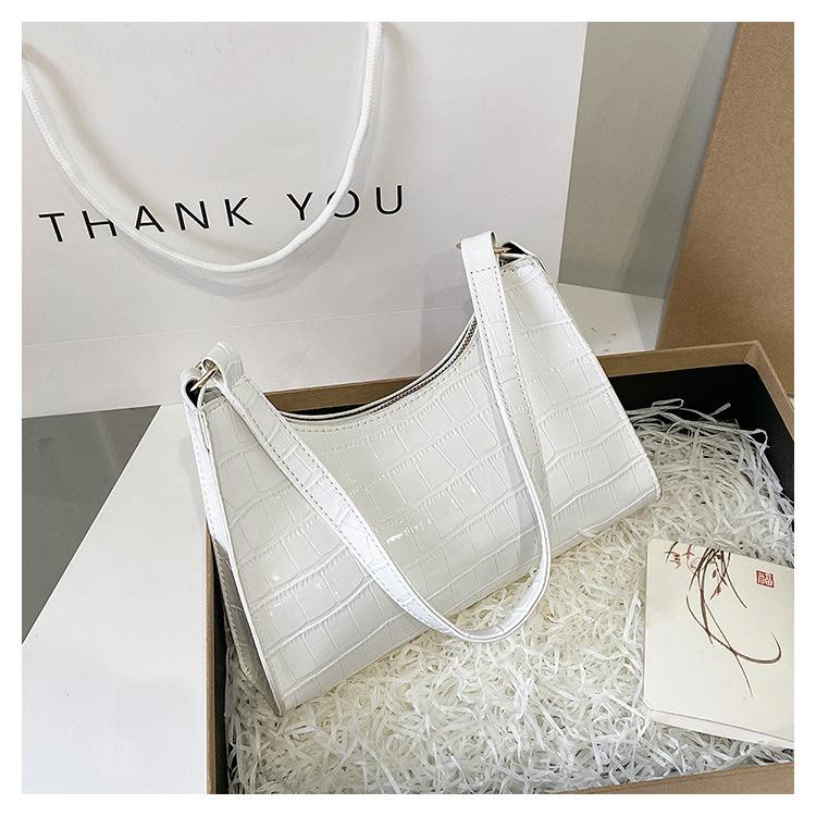 

Модная сумка через плечо для женщин 2024 года, трендовое чувство ретро, сумка-багет через плечо, новая модная женская сумка с рисунком крокодила белый