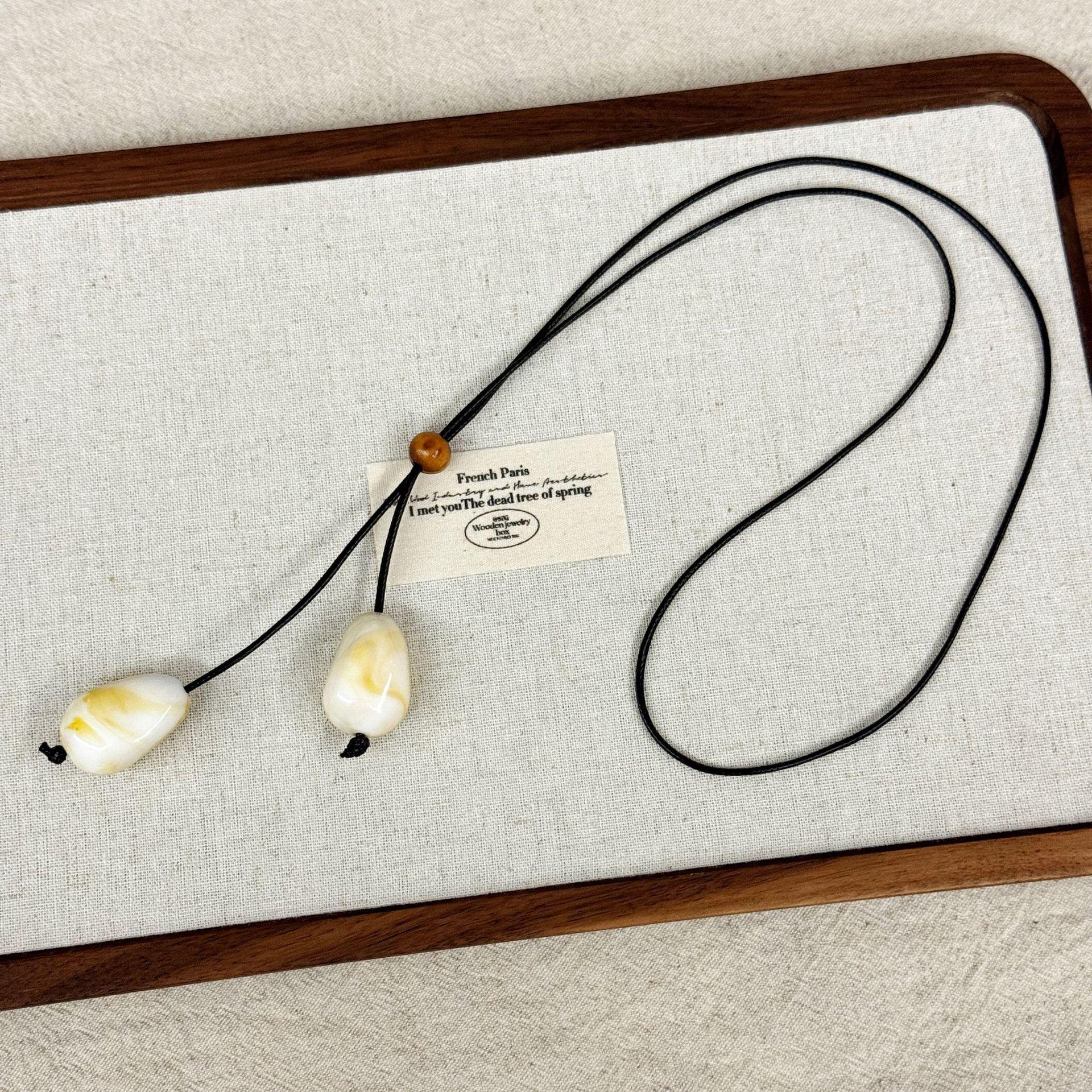 Minimalist Retro Irregular Imitation Jade Large Teardrop-shaped Pendant Pull Adjustable Necklace for Women Collar Chain Jewelry