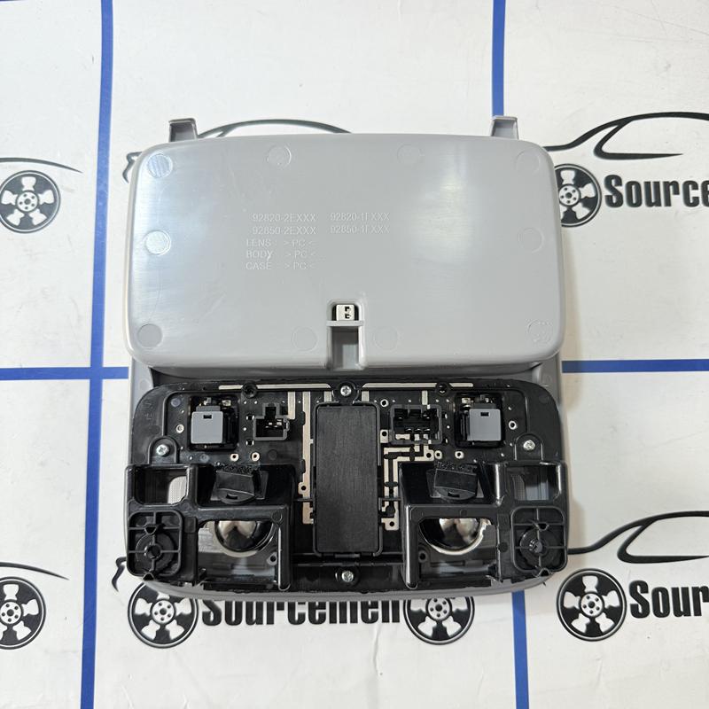 928202E000LX 928202E000QS Sunroof type Sunglasses Map Lamp Assembly For Hyundai Tucson 2005-09 Overhead Console Room Lamp