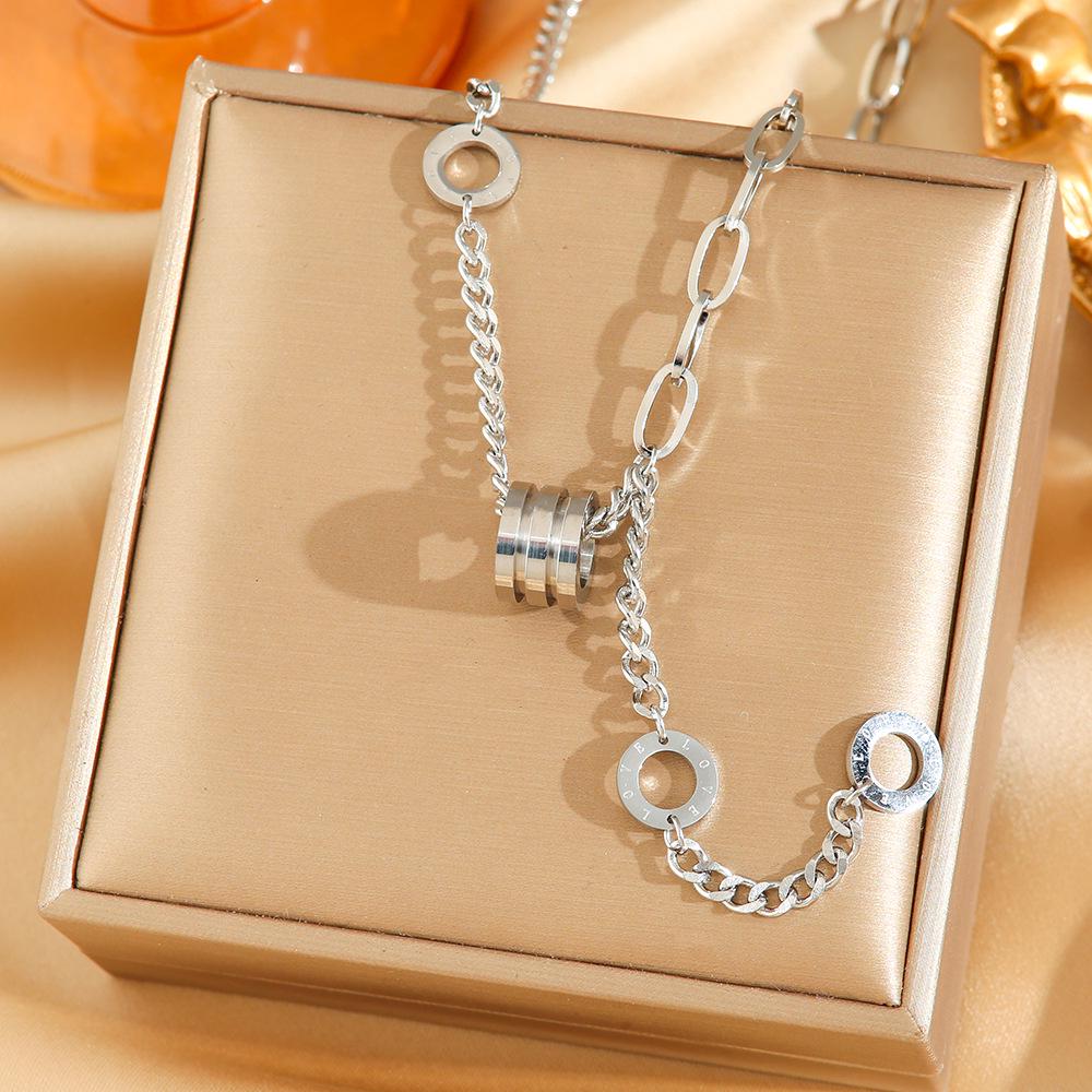 Exquisite 18K Gold-Plated Titanium Steel Necklace - Women's Clavicle Chain Jewelry, Fade-Resistant
