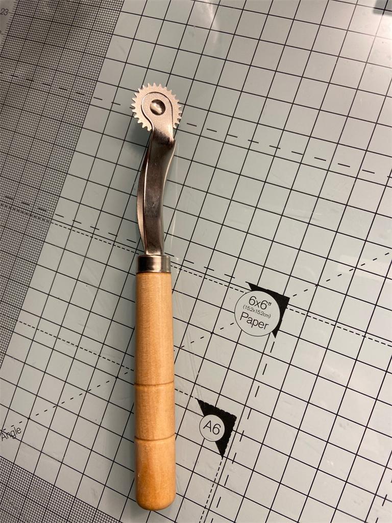 Sewing Tool Kit Accessories Handle Practical Serrate Edge Pattern Tracer Tracing Tailor Chalk Wheel Tailor Stitching Marker