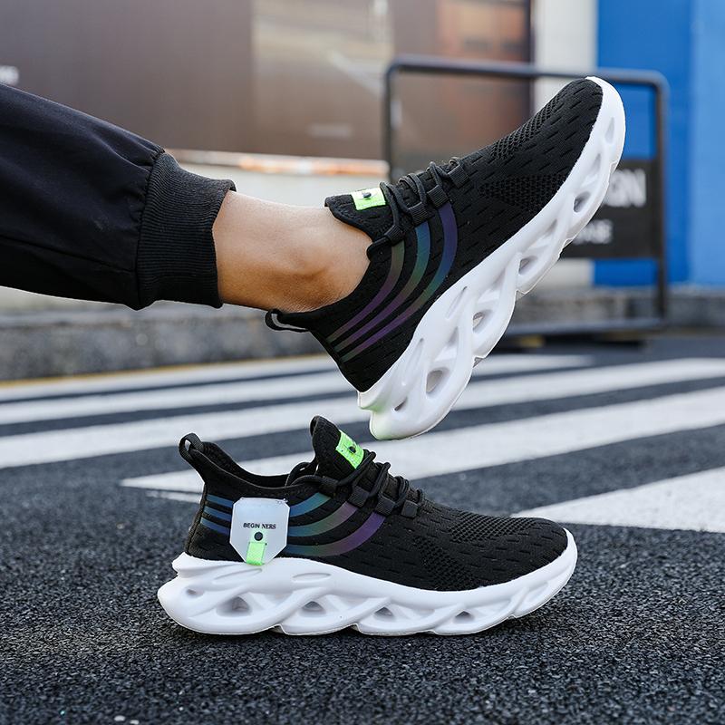 Men's Sneakers Lightweight Mesh Sneakers Running Men's Shoes Summer Breathable Outdoor Hiking Lacing Comfortable Tennis Shoes