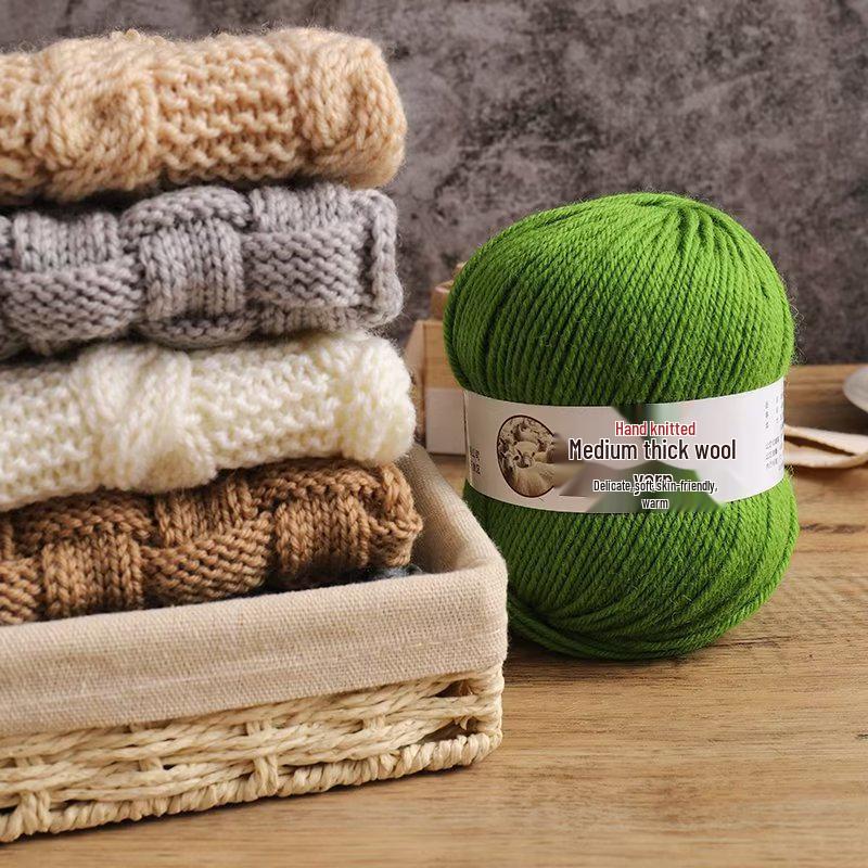 Medium-Thick Fuzzy Wool Yarn Balls for Handmade DIY Crochet & Knitting: Ideal for Scarves & Sweaters