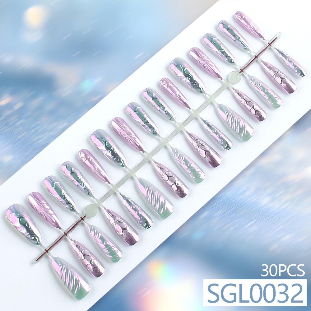 Cross-Border Shimmer Silver Gradient Aurora Blush Nail Stickers - 30 Pieces, Long Pointed, 3D Light Luxury Design.