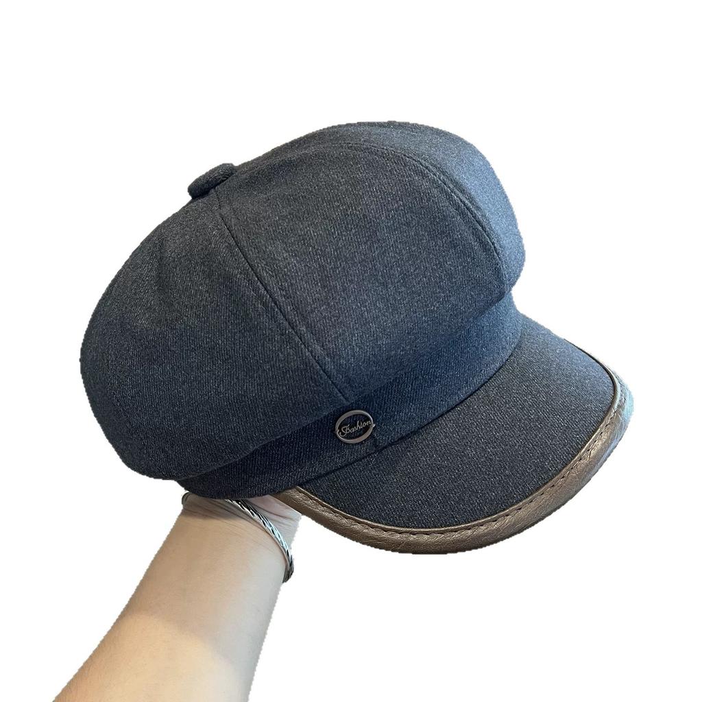 Die britische Schiebermütze, die Ihr Gesicht im Herbst und Winter zur Geltung bringt, ist künstlerisch und vielseitig und ein Trend bei Malermützen.