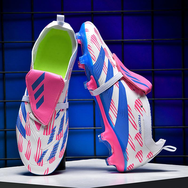 Flip Football Shoes Artificial Grass Training Broken Nail Football Shoes TF Spikes Sports Game Sports Shoes