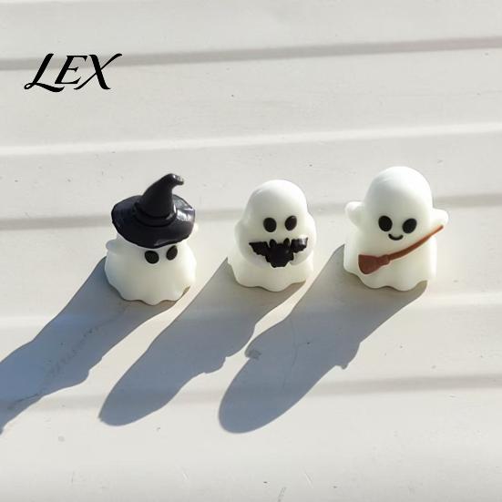 Holiday Ornaments Halloween Luminous Mini Ghost Figurines, Glow in The Dark Cute Party Favors for Kids Miniature Statue Micro Landscape, Tiered
