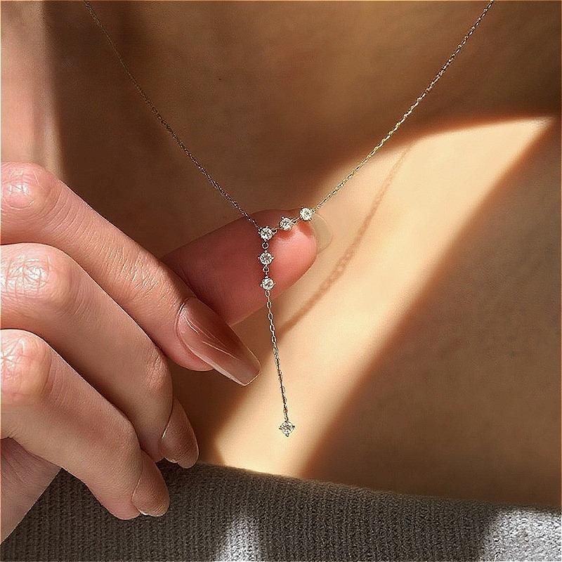 French Style 925 Silver Luxury High-End Y-Shaped Tassel Pendant Necklace with Moissanite on an Elegant Link Chain