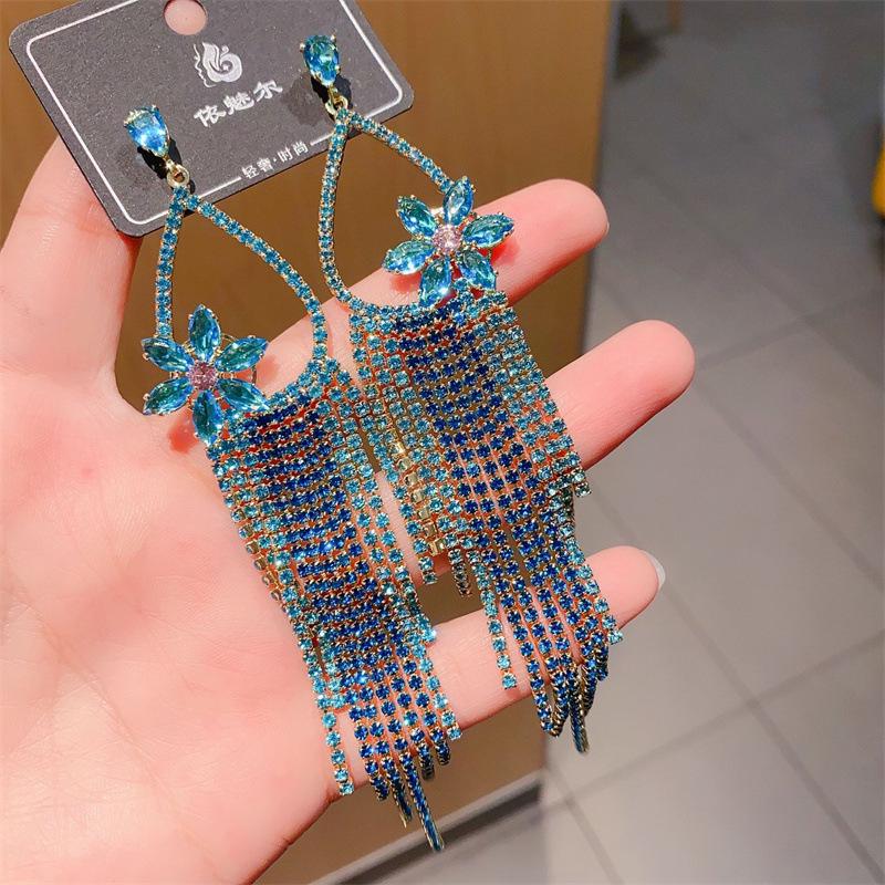 S925 Silver Needle Rhinestone Tassel Earrings - Exquisite Long Claw Chain with Colored Diamonds, European & American Style